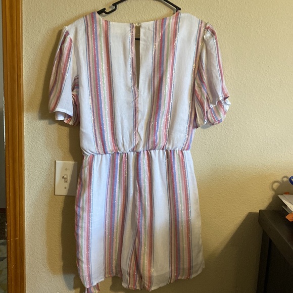 NWT Harper Heritage deep Vneck romper size small - Picture 6 of 6